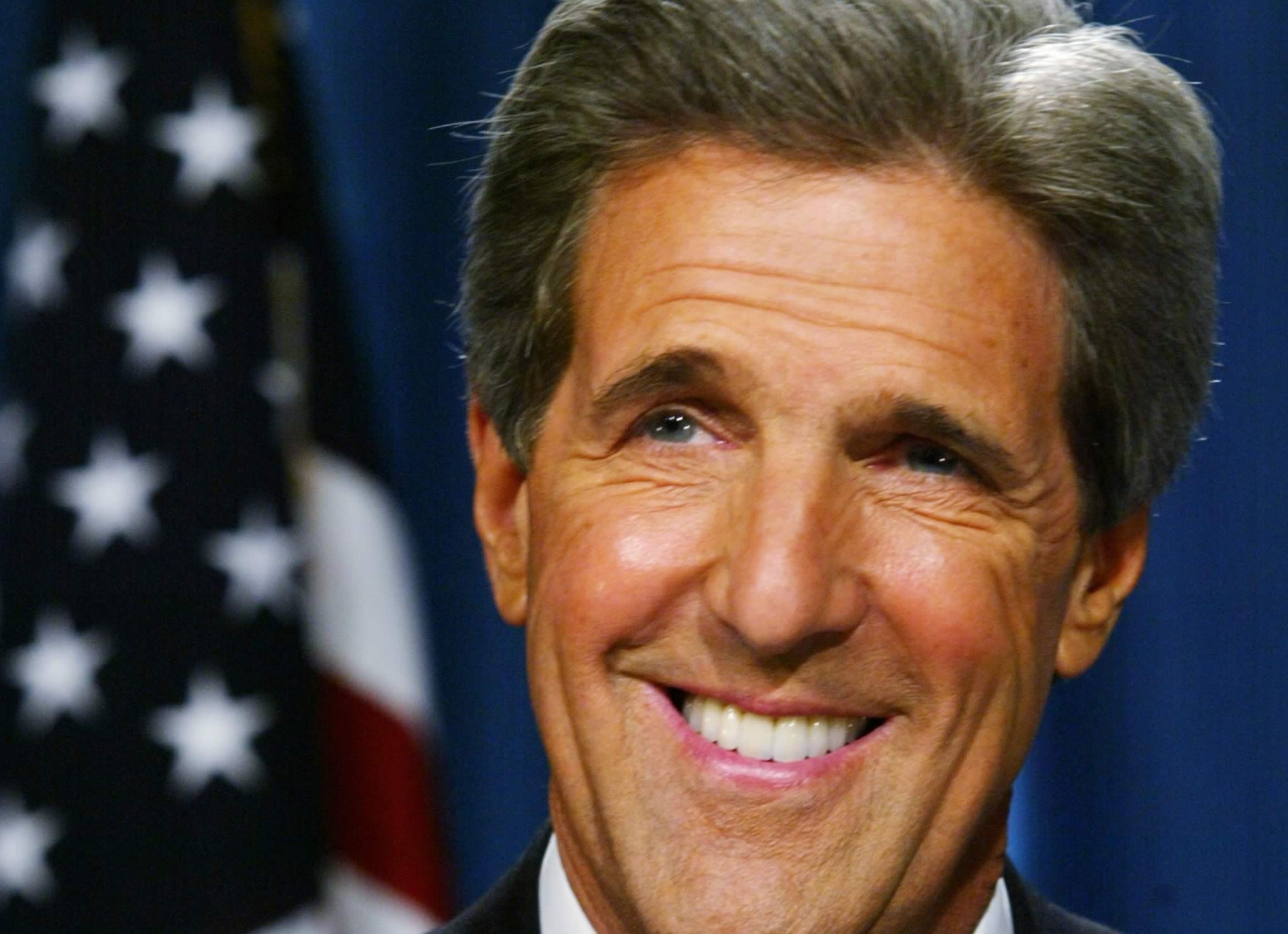 Kerry Campaign Eats 'Hate Chicken' - Washington Free Beacon2047 x 1485