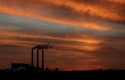 Emissions from a coal power plant / AP