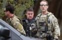 armed FBI agents are on the scene in Cambridge, Mass., April 19, 2013 / AP