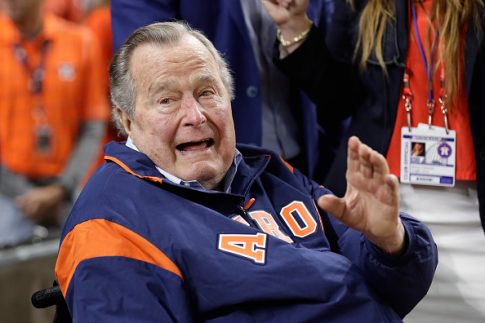 George H. W. Bush in Intensive Care Due to Infection