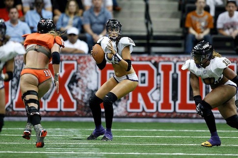 I Went to the Baltimore Charm Lingerie Football Game (Photos)