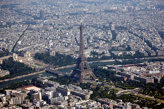 Eiffel Tower evacuated