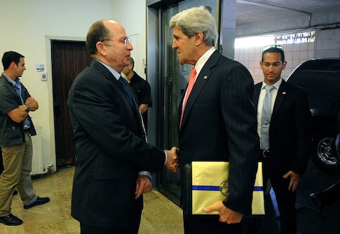 Israeli Defense Minister Moshe Ya'alon and Secretary of State John Kerry