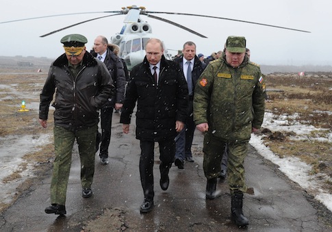 Russian President Vladimir Putin and Russian Defense Minister Sergei Shoigu