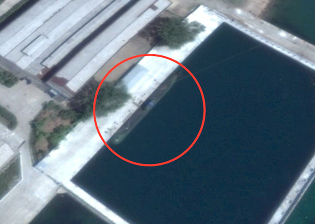 A new submarine docked at a North Korean factory is a missile firing submarine