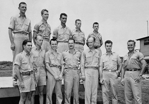 crew of the enola gay bomber crew list