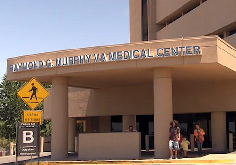 va hospital albuquerque medical center veterans mexico cafeteria veteran cancer after delays waiting dies died ambulance july ap murphy raymond