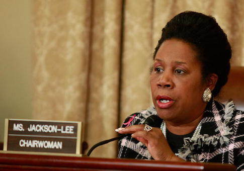 Sheila Jackson Lee not guaranteed to win Houston mayoral race, poll suggests.