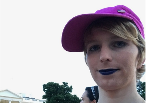 Chelsea Manning posts Instagram Photo at White House / Instagram