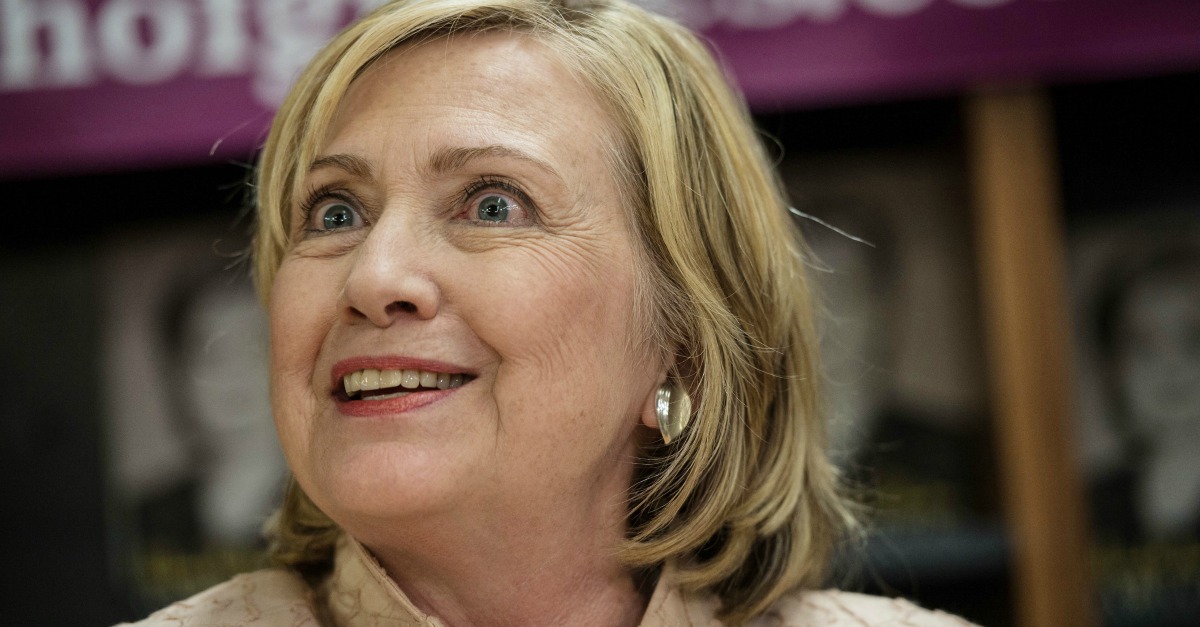 Publisher Pulls ProClinton Christian Book in Wake of Her Pastor's(00)