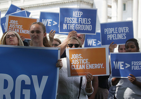 Sanders Introduces Climate Legislation That Would Eliminate Use Of Fossil Fuels