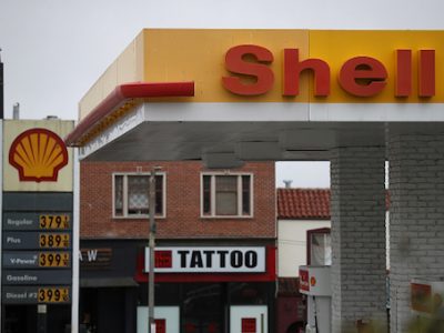 Shell Oil Reports 30 Percent Quarterly Profit Increase