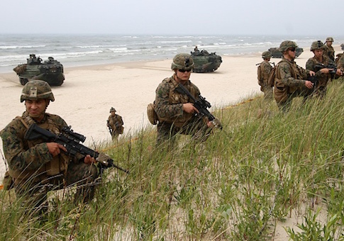 US soldiers take part in a massive amphibious landing