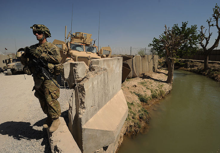 A US soldier from 1st Regiment 320 Field