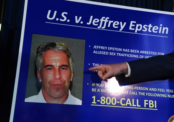 Judge Dismisses Case Against Jeffrey Epsteins Jail Guards