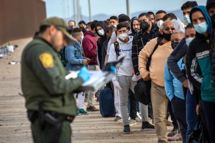 Texas transports migrants to Los Angeles by bus.