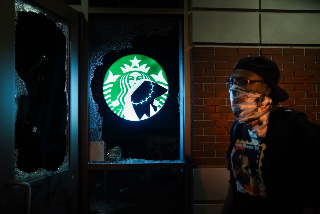 Starbucks Closes More Than a Dozen Stores Amid Crime Surge