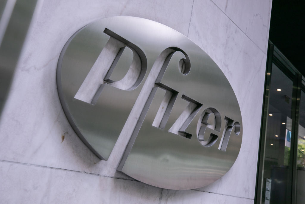 Shareholders Demand Pfizer Scrap Race-Conscious Policies in the Wake of Civil Rights Lawsuit - Washington Free Beacon