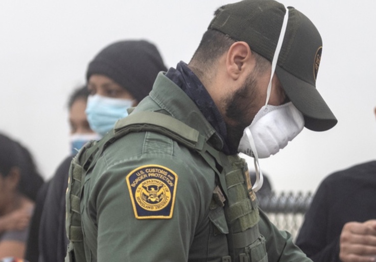 Record numbers of Chinese illegal immigrants are crossing the US border