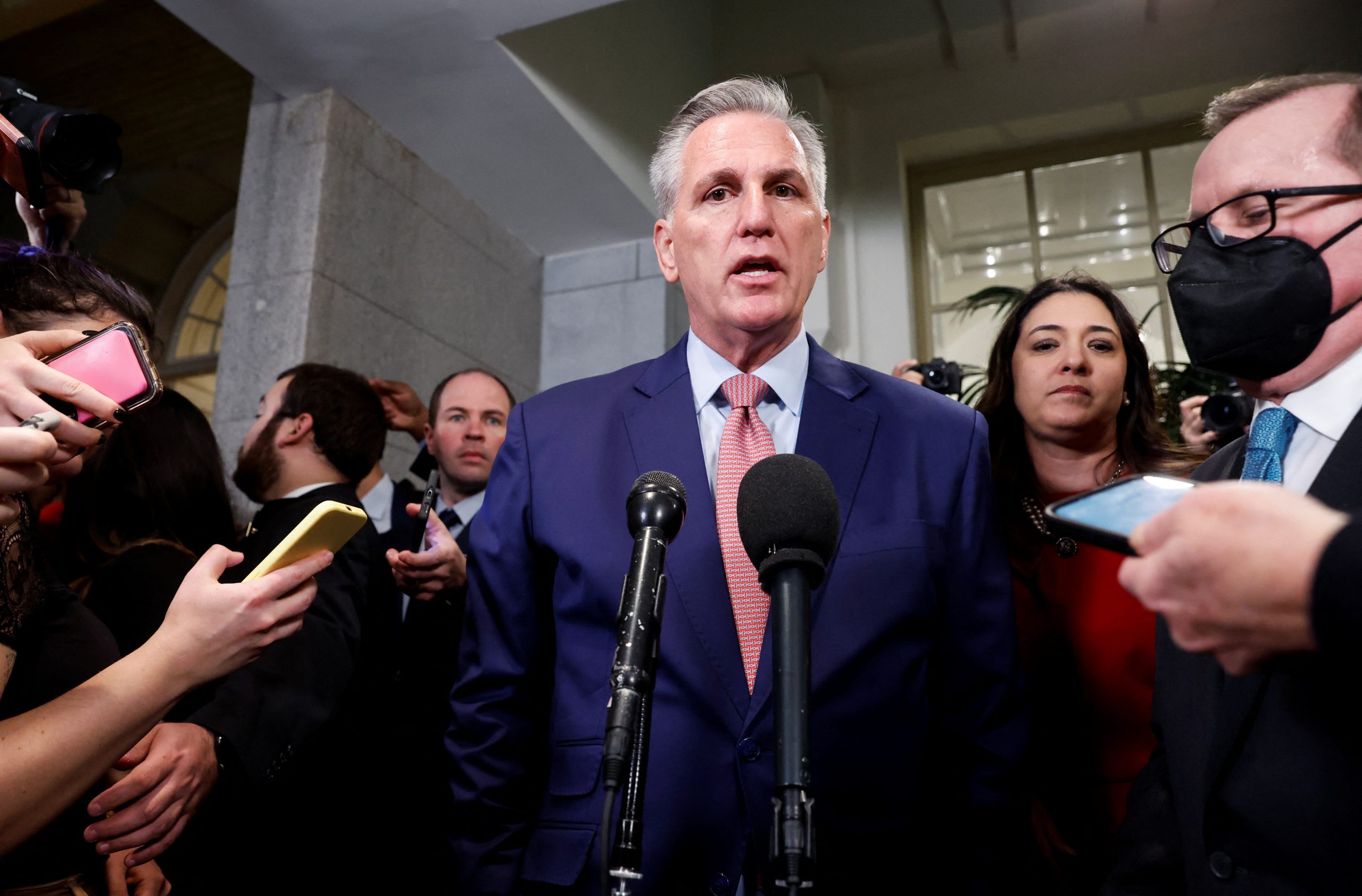 Republican McCarthy Set to Lose First Vote for House Speakership