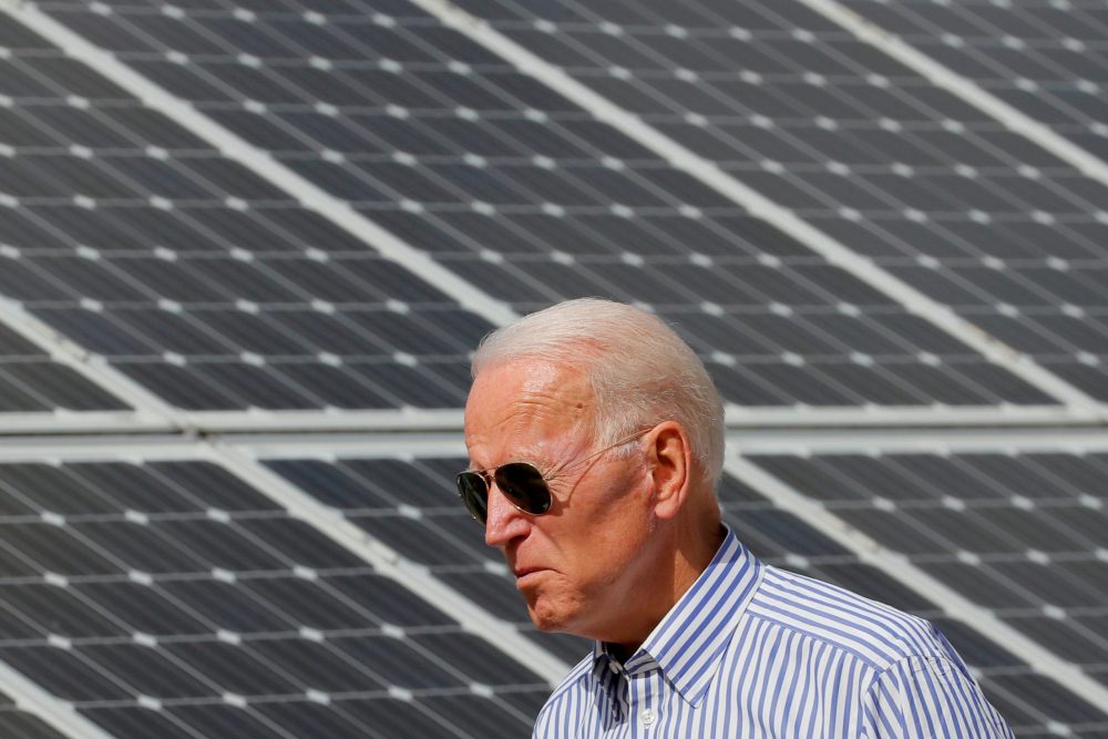 Biden rejects bipartisan bill to reinstate tariffs on Chinese solar panels.