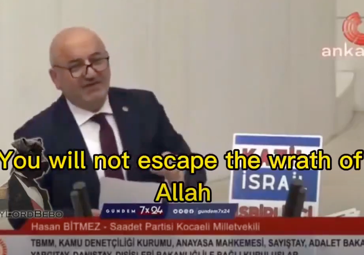 VIDEO: Turkish Politician Suffers Heart Attack After Cursing Israel