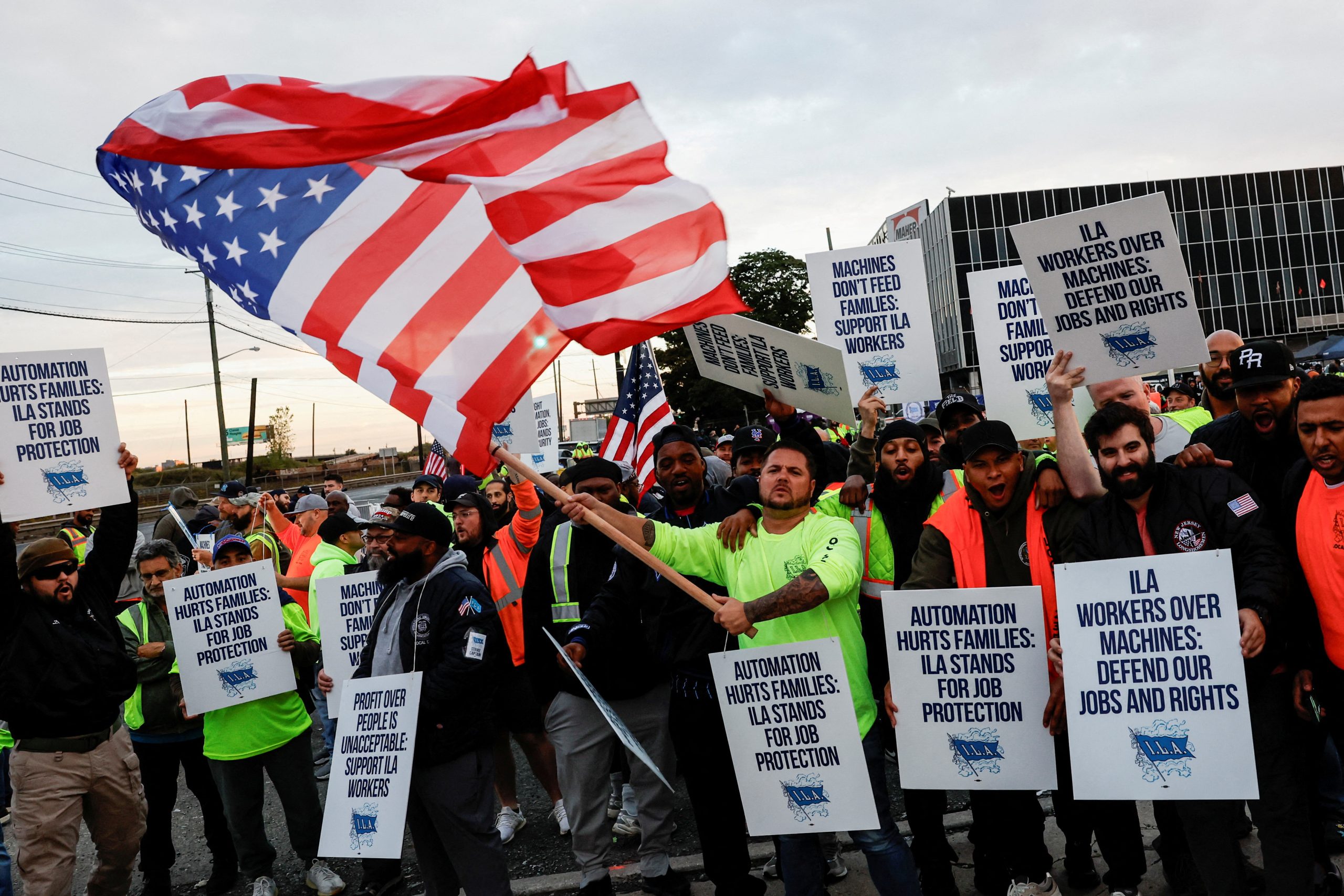 US Port Workers and Operators Reach Deal To End East Coast Strike