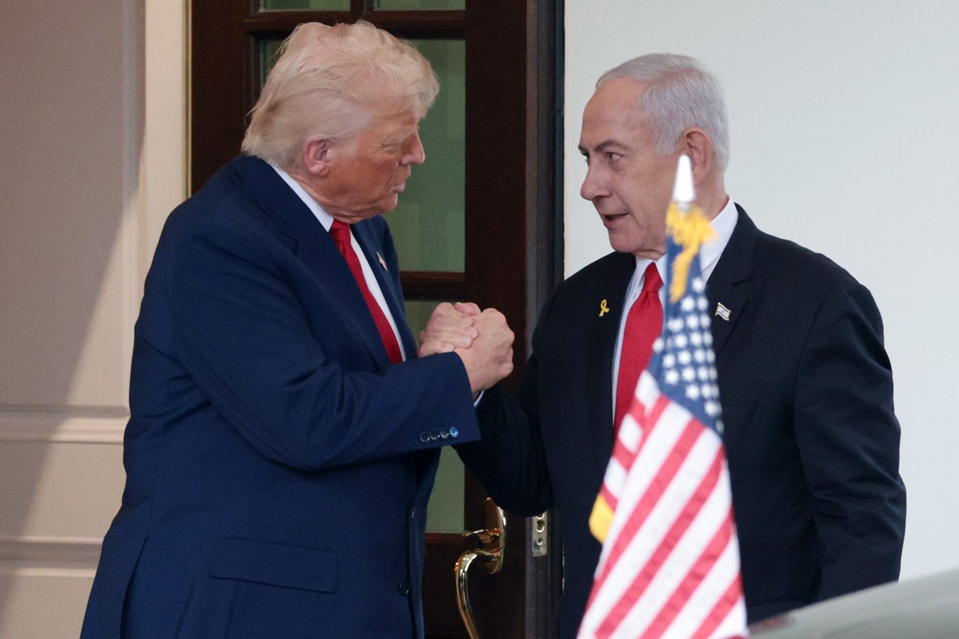 Israel and Hamas 'Signed Off' on First Phase of Peace Plan, Trump ...